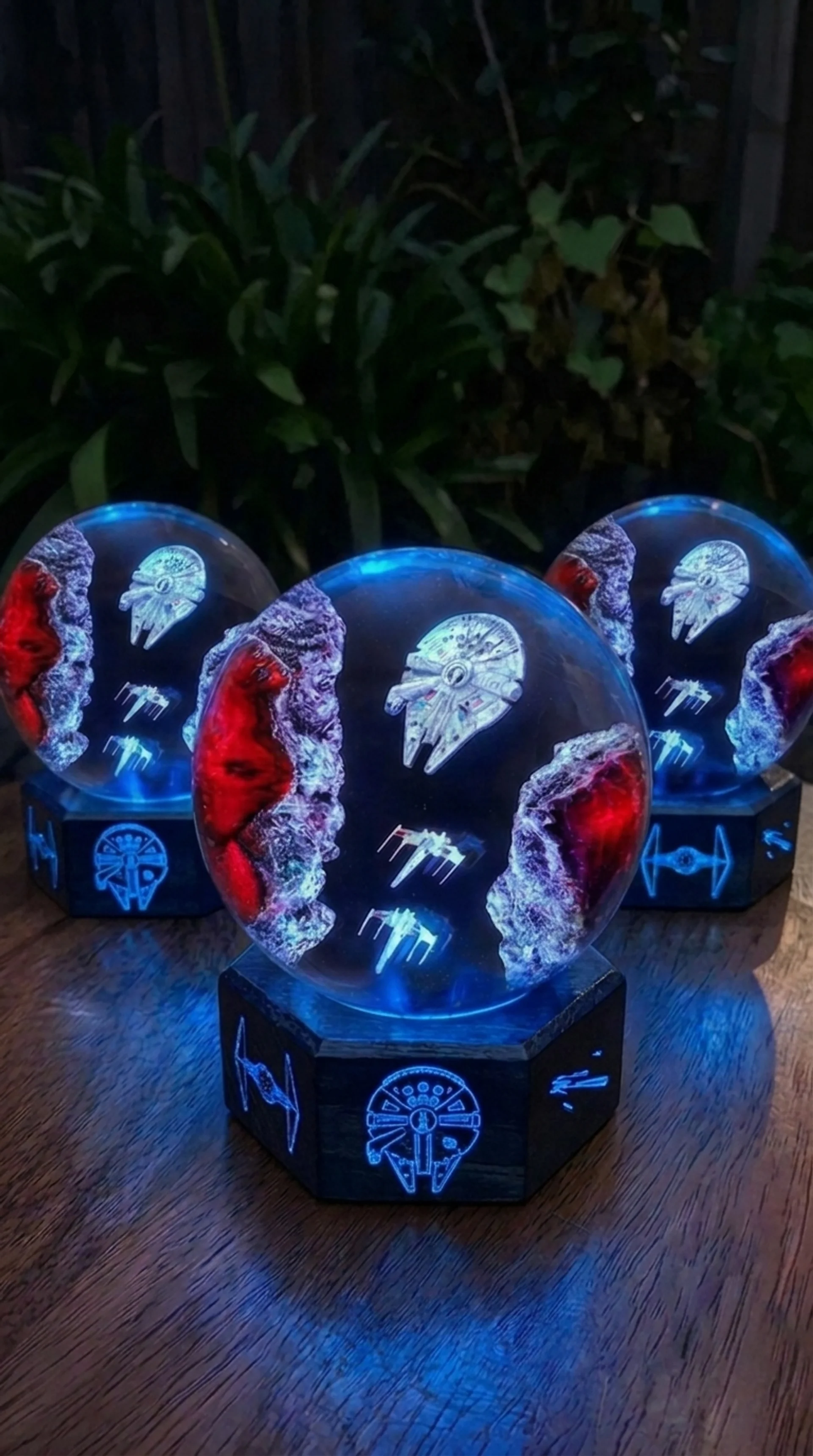 Galactic Falcon Lamp